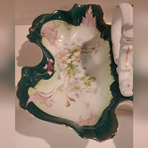 Antique C.T. German divided bowl with handle, green, and gold. - Picture 11 of 15